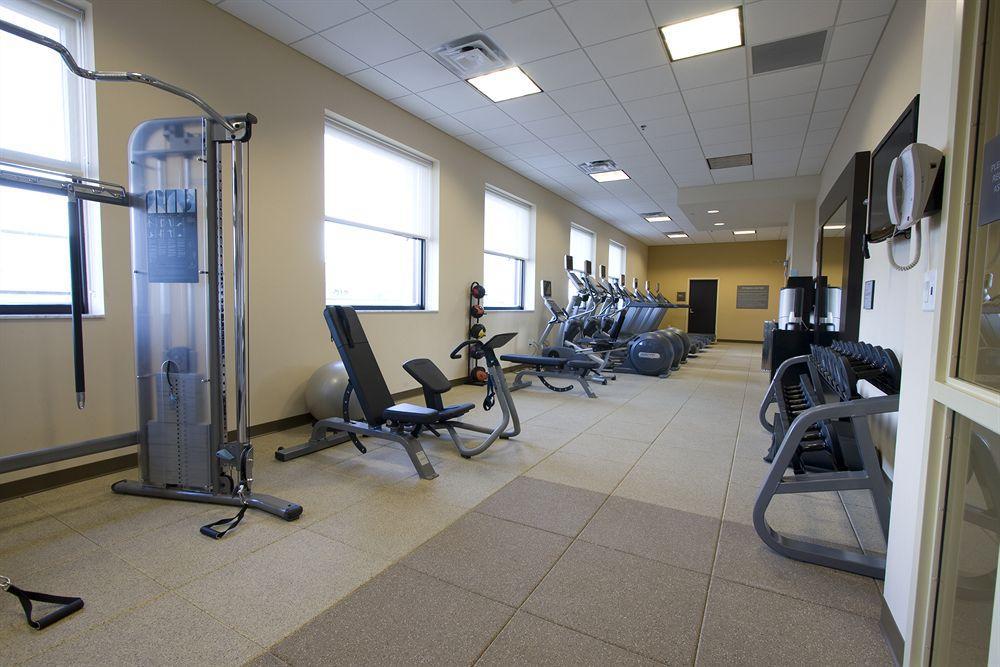 Brooklyn Center Hotel & Conference Center エクステリア 写真